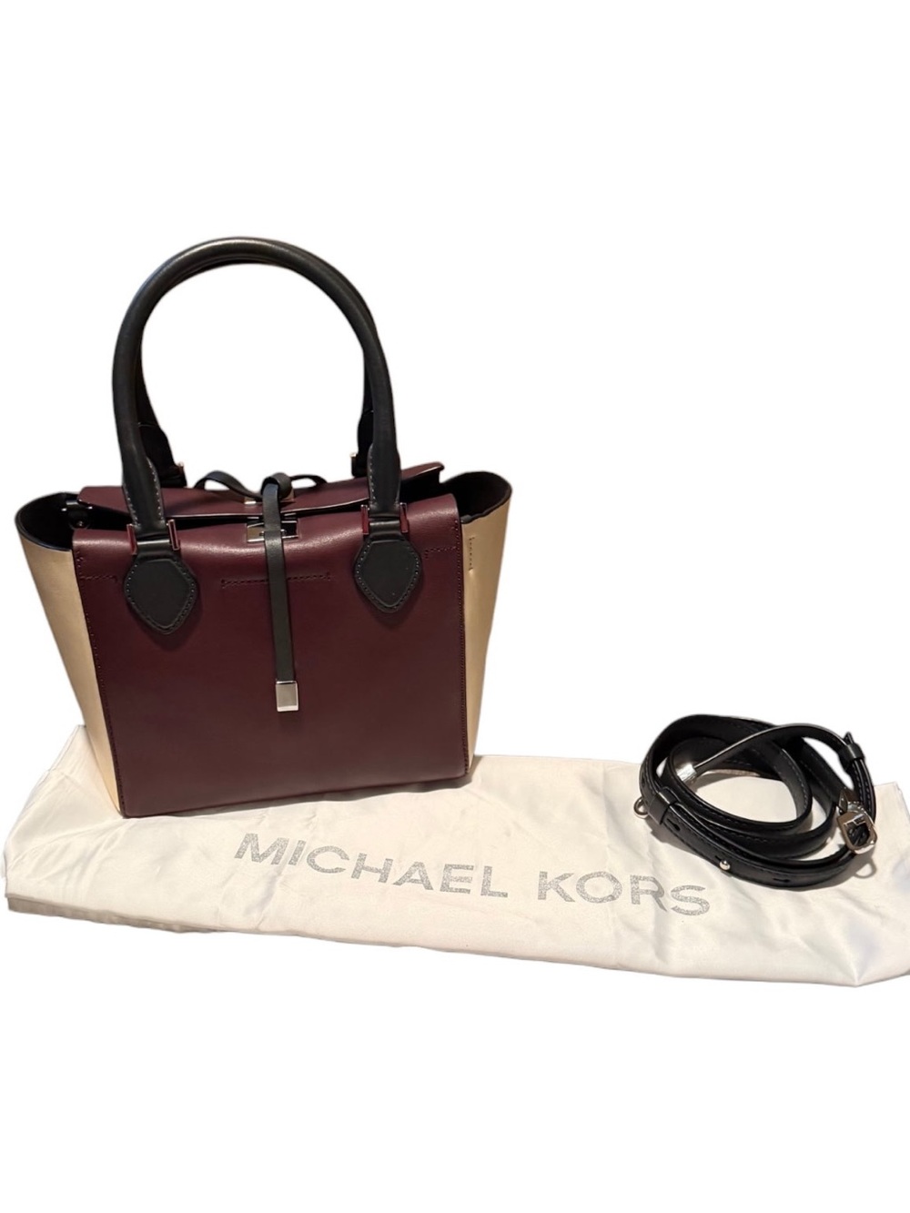 Michael Kors Miranda Color-Block Leather Tote - Picture 2 of 9
